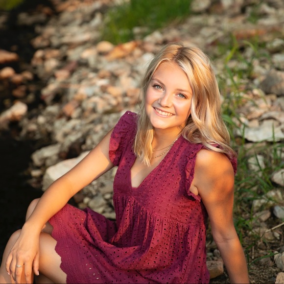 Meet your Posher, Abby - Picture 1 of 1